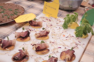 most beautiful plate - 3rd place: "Searching for Paradise" - speck rolls on a caramelized apple bed